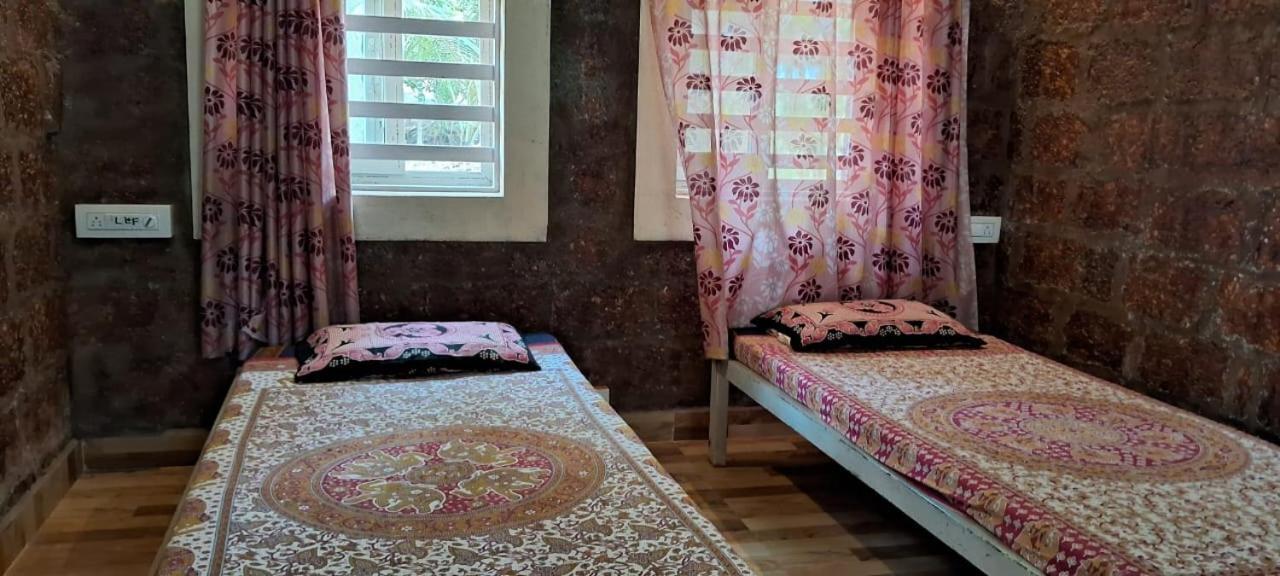Riverstone Riverfront Stay Gokarna  Habitación foto